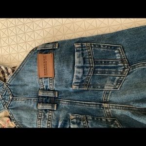 Boys authentic Burberry overalls size 18m runs big